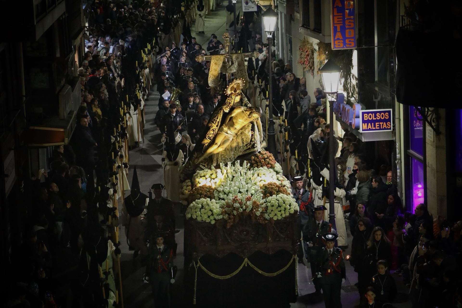 GALERÍA | Procesión de Nuestra Madre de las Angustias