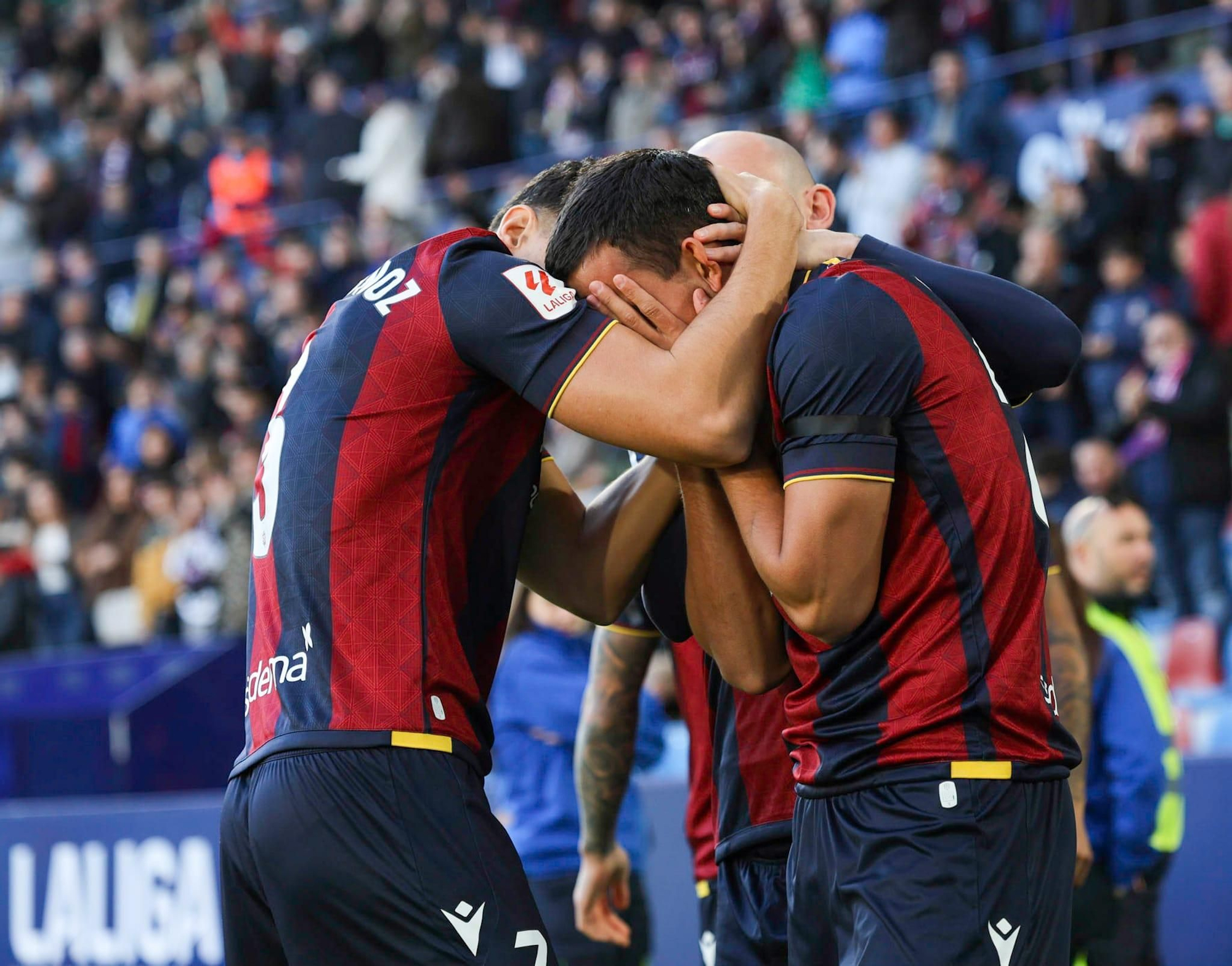 El Levante - Huesca, en imágenes