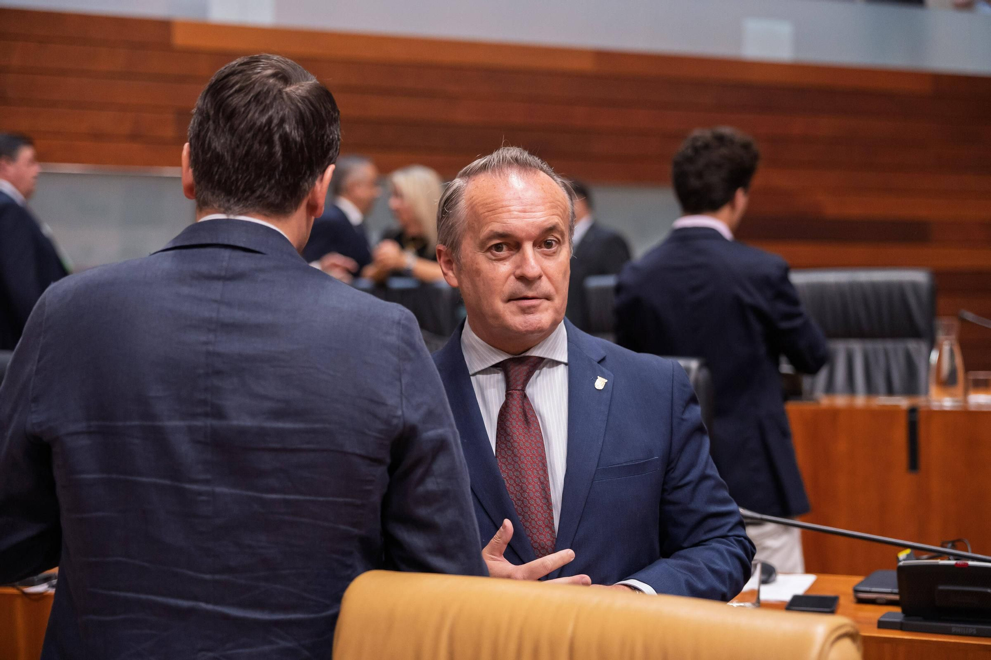 Fotogalería | Las imágenes del pleno en la Asamblea de Extremadura