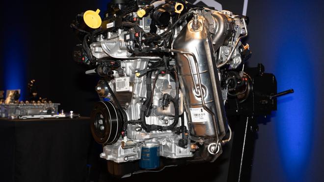 Peugeot refuerza su gama de gasolina con el nuevo motor Turbo 100