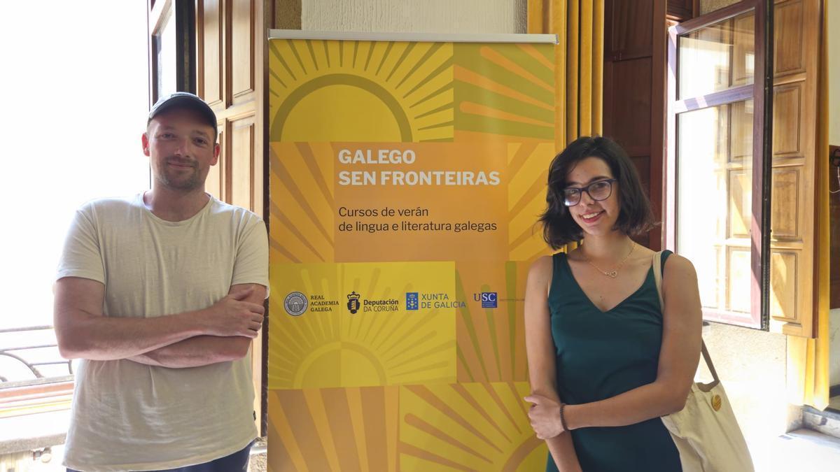 Jens e Erika, estudantes do curso 'Galego sen fronteiras'.