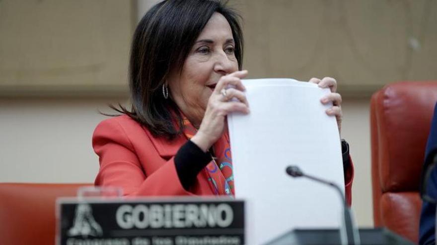 Robles vuelve a abrir la puerta a un envío de militares españoles a Groenlandia ante la "inaceptable" presión de Trump