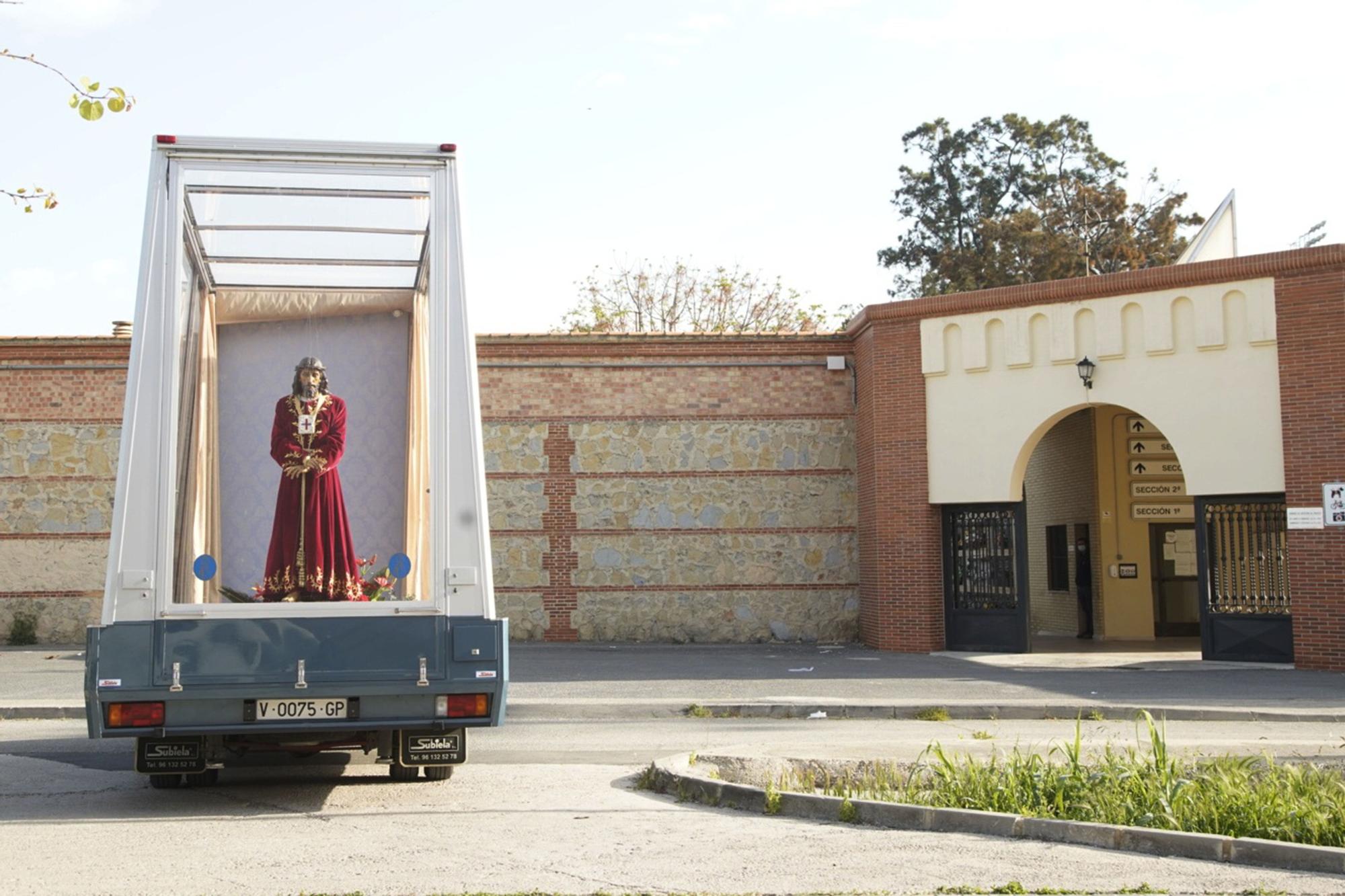 El Cristo de Medinaceli recorre València con el Maremovil