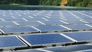 La Diputación le pide al Gobierno central y la Junta una moratoria para los parques fotovoltaicos proyectados en Málaga