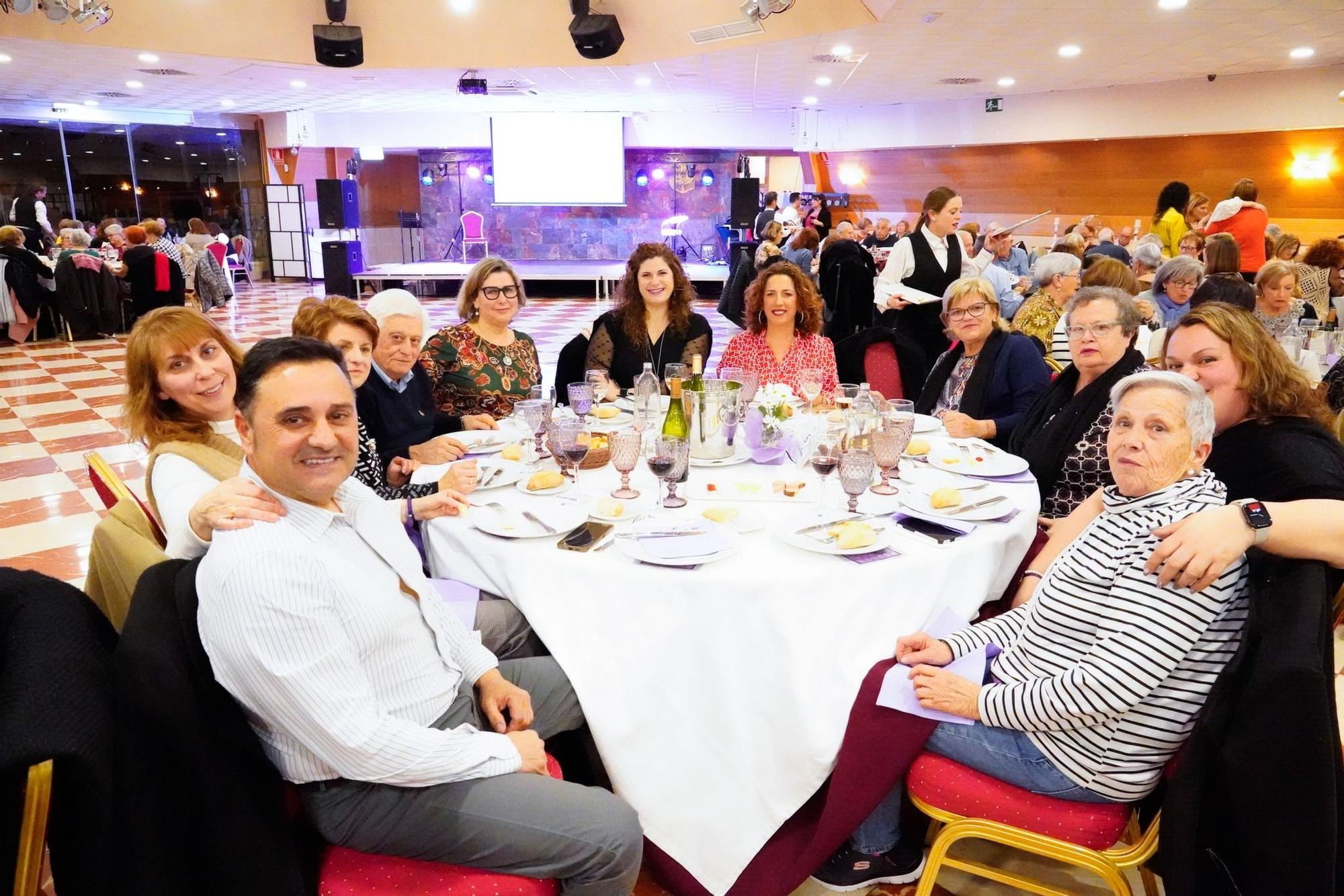 La cena del Dia de la Dona en Tavernes de la Valldigna