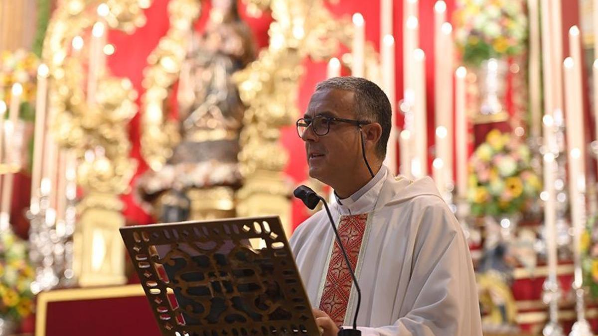 Salvador Gil.