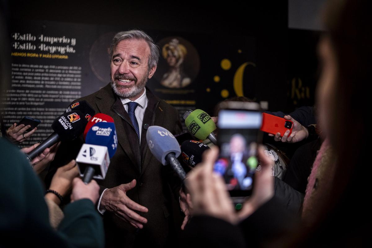 Azcón, este martes, durante su visita a la exposición de Goya.