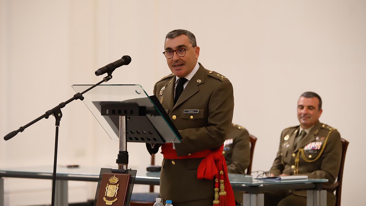Antonio Bernal, en el 2022, durante el acto de imposición del fajín al general de brigada celebrado en Córdoba..
