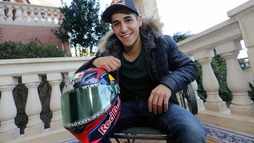 Luis Salom: &quot;Sueño con ganar carreras pero sin obsesionarme&quot;