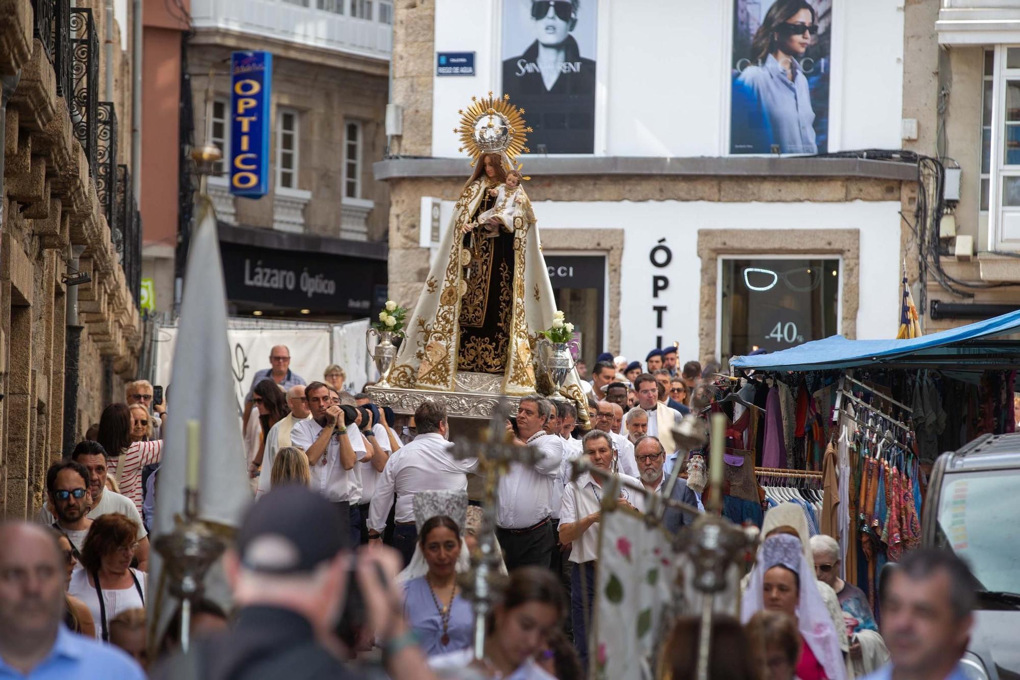 Los marineros de A Coruña celebran la festividad de la Virgen del Carmen