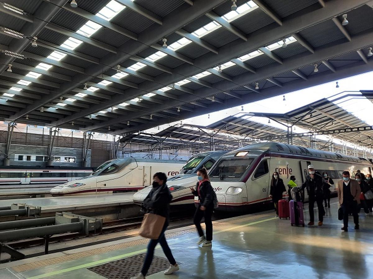 La nueva estación en el núcleo urbano de Antequera acortará los viajes con las ciudades del entorno.