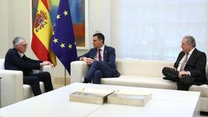 Reunión entre Tavares y Sánchez.