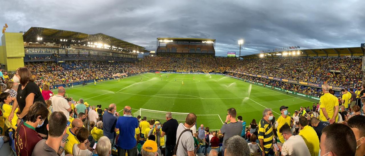 Descanso feliz en el Estadio de la Cerámica.