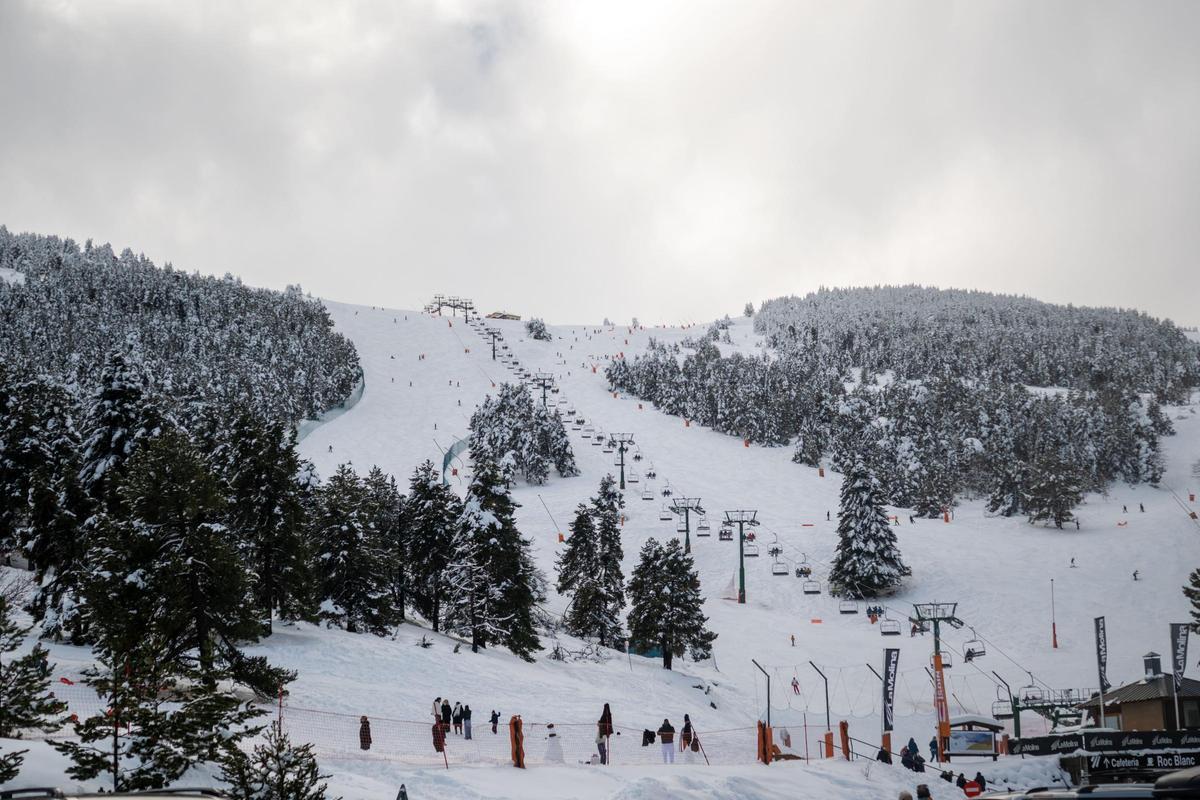 L'estació d'esquí de la Molina durant el temporal de neu