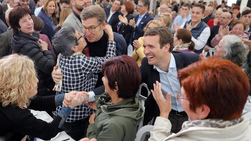 Casado usa a ETA para provocar a Sánchez