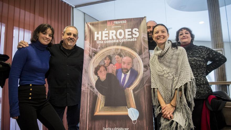 Homenaje teatral a los héroes tres años después del confinamiento en Cáceres