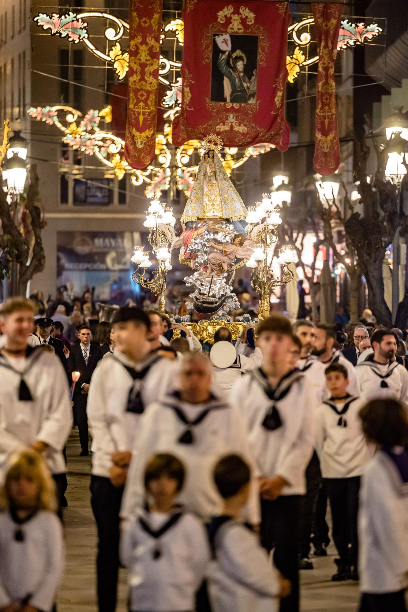 Procesión en honor a la Mare de Déu del Sofratge