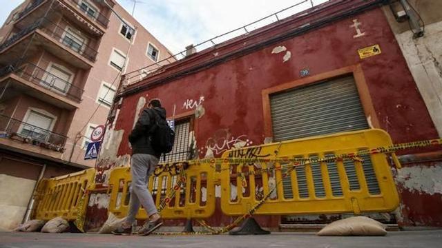 Imagen de la vivienda donde se produjo el derrumbe, declarada en estado de ruina.