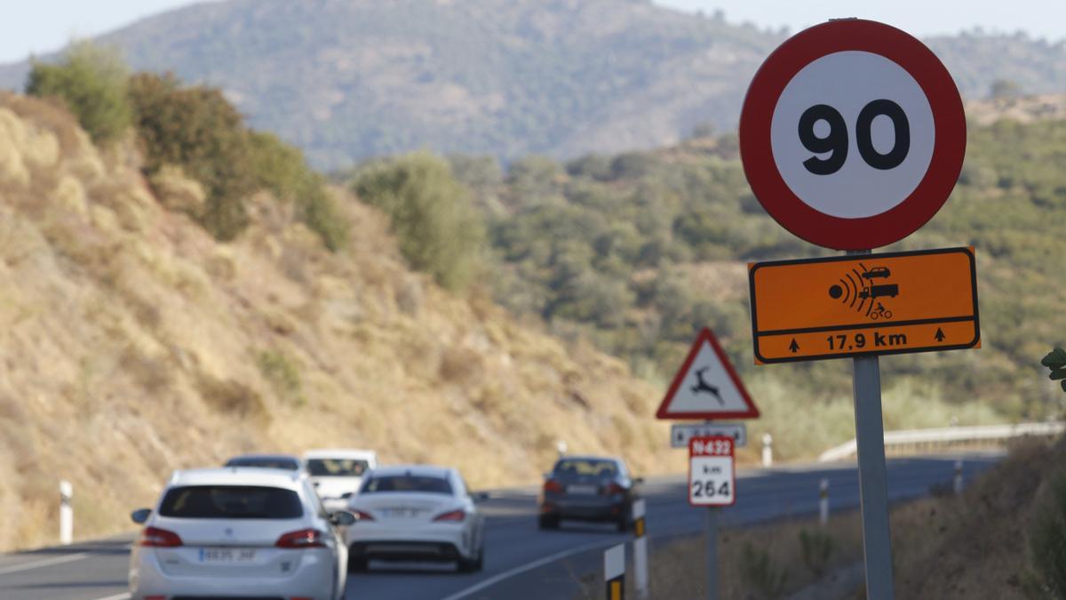 Una advertencia de la DGT por un radar de tráfico en la N-432