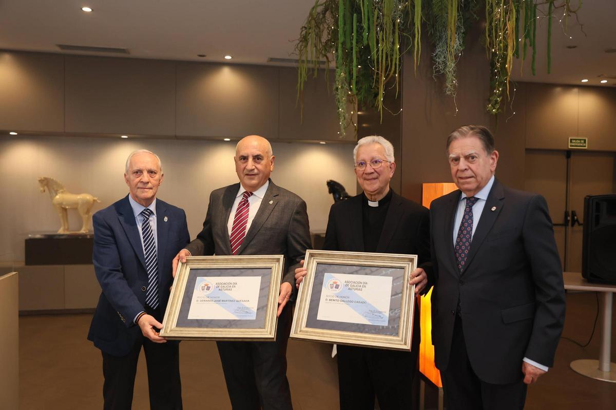 Por la izquierda, Manuel Fernández Quevedo, Gerardo Martínez, Benito Gallego y Alfredo Canteli.