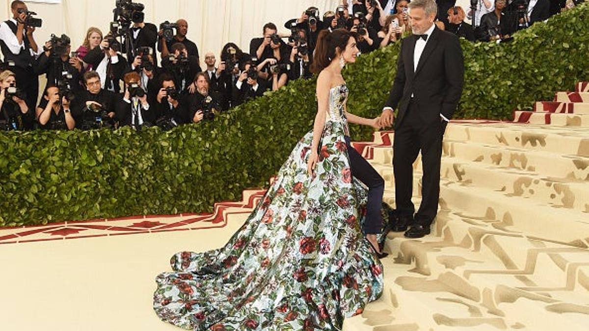 Príncesa y príncipe: Amal y George Clooney en la Gala Met