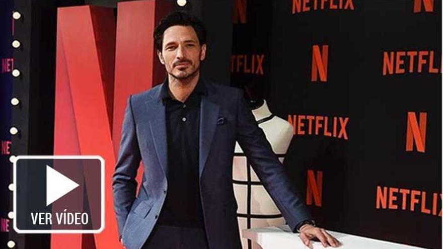 Andrés Velencoso en la presentación para Netflix.