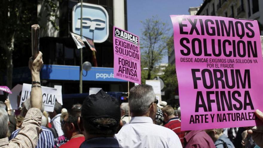 Protestas de afectados de Fórum Filatélico y Afinsa.