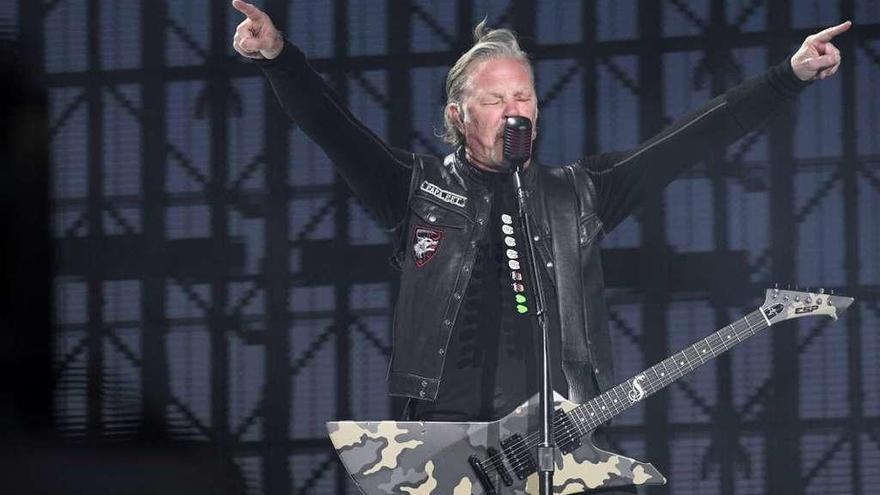 James Hetfield, durante el concierto de &quot;Metallica&quot; en Madrid.