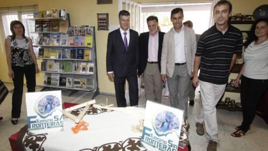 Artur Nunes, Miguel Alejo, Fernando Martínez Maíllo y Francisco Javier Sánchez en la inauguración de la oficina.