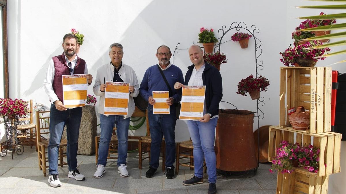 Presentación del concurso de cruces de Hinojosa del Duque.