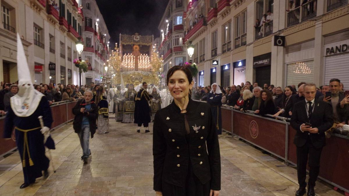 Isabel Díaz Ayuso, en calle Larios la pasada Semana Santa 2026.