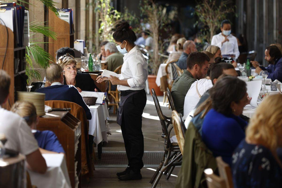 La rotació de plantilles cau un 12% després d’un any de reforma laboral