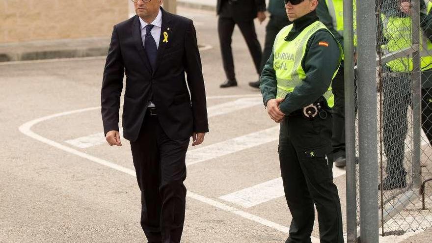 Quim Torra, a su llegada ayer a la cárcel de Estremera.