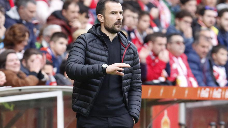 López Garai, de descarte en el Sporting a hacer "milagros" como entrenador en Mauritania