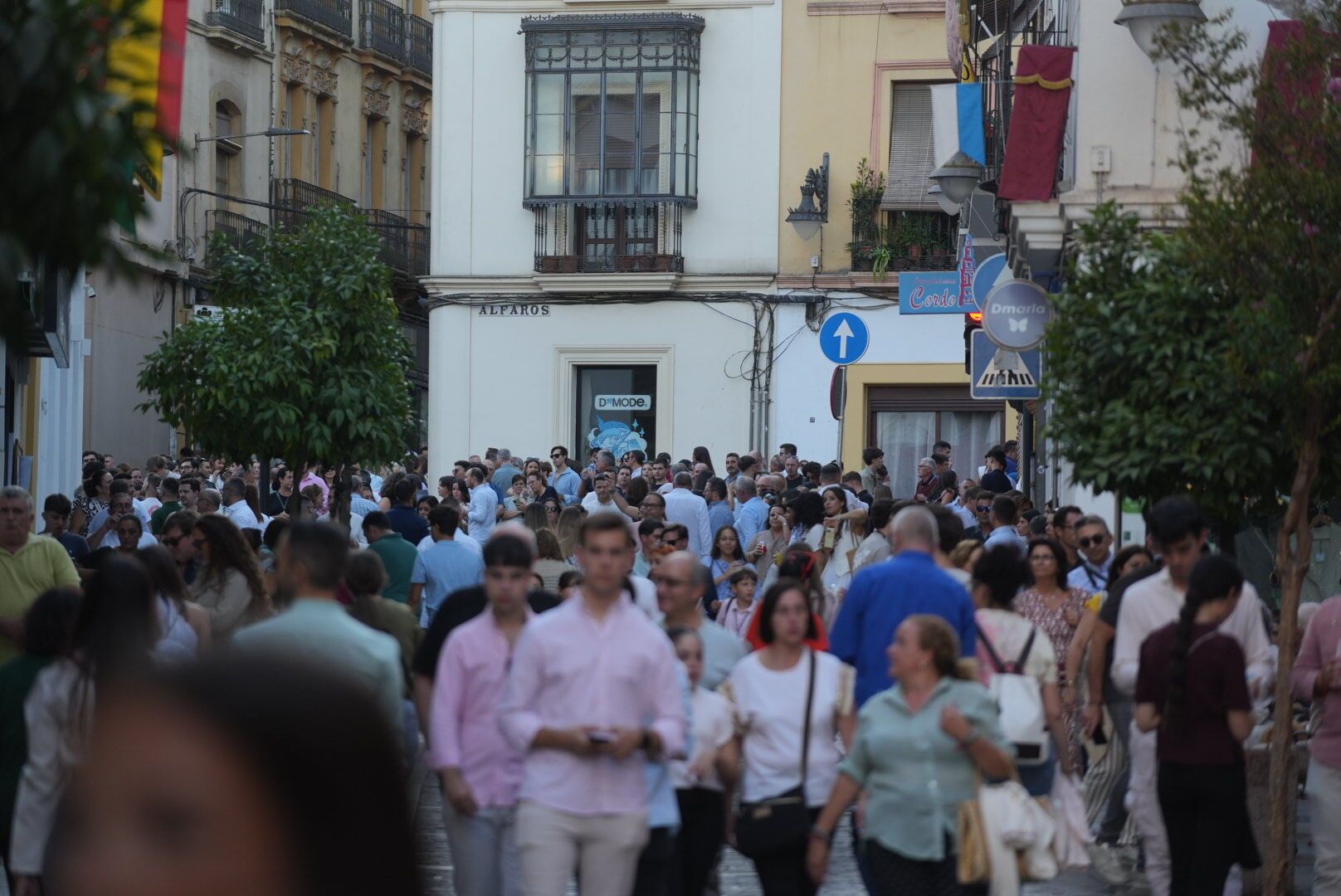 Bulla en las calles la tarde del Magno Vía Crucis