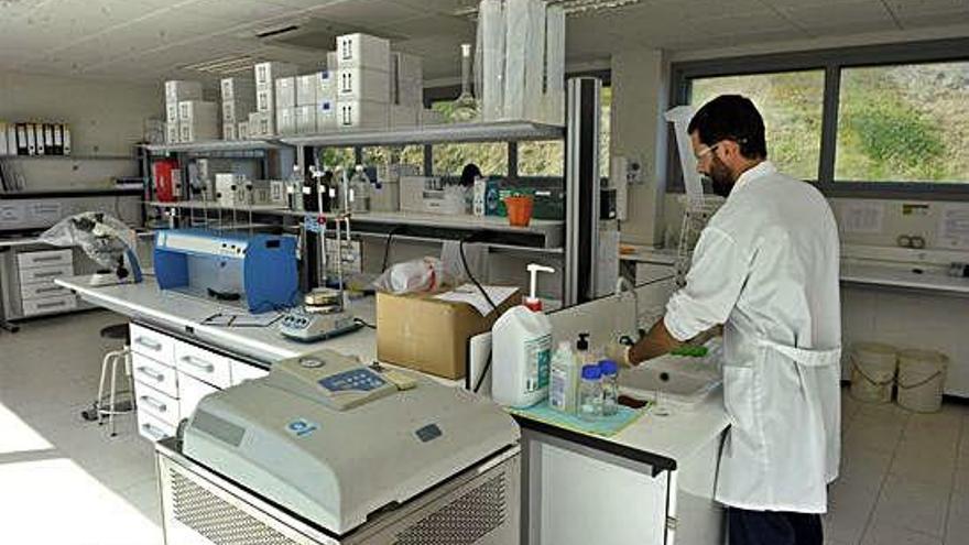 Imagen de archivo del laboratorio en las instalaciones de la Edar Bens.