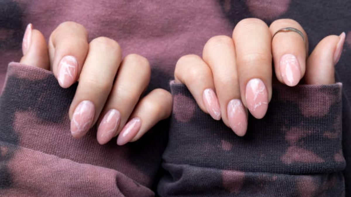 Adiós a las uñas de Rosalía: Los diseños de uñas más actuales que han puesto de moda las influencers