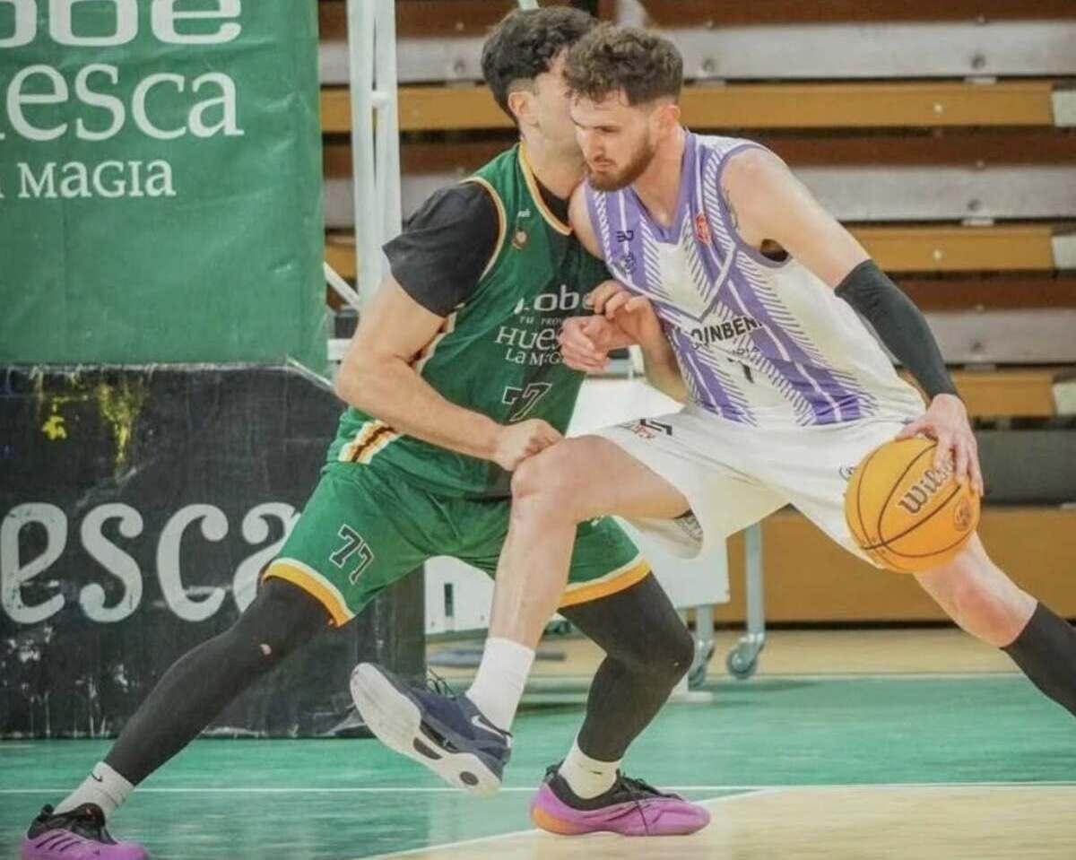 Un lance del partido de Huesca