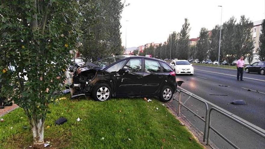 Herido tras un aparatoso choque en Carlos III