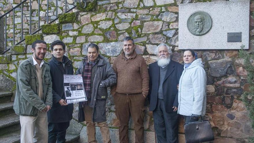 homenaje en la placa de rubén darío en san jorge