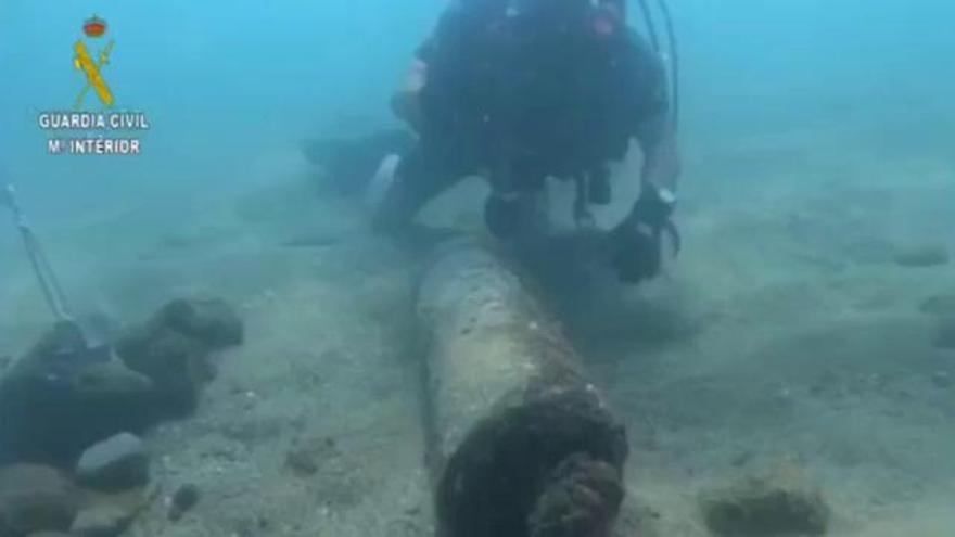 Detonen de forma controlada la bomba trobada a la platja de Sant Sebastià de Barcelona