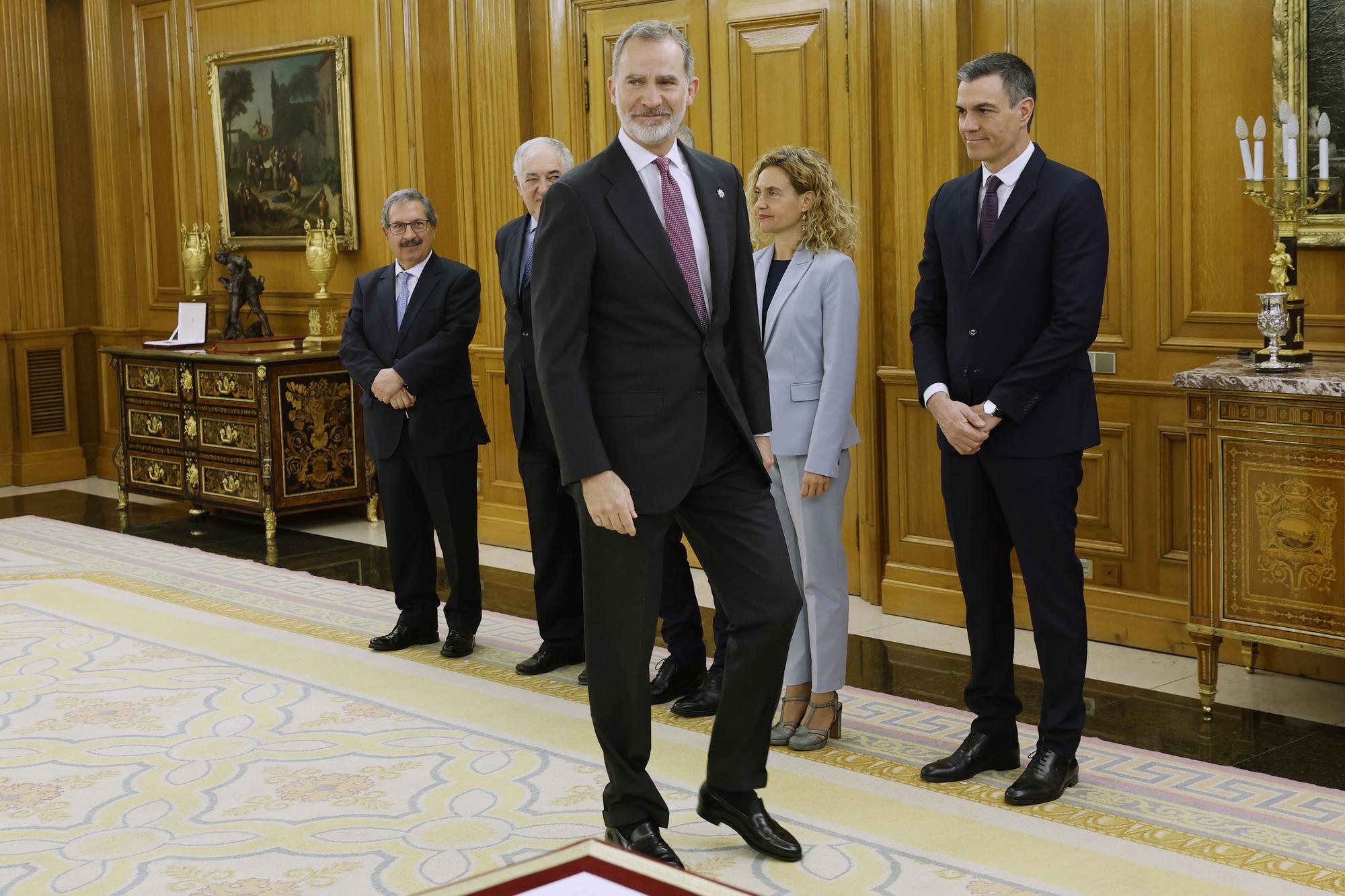 Miñones recibe la cartera del Ministerio de Sanidad