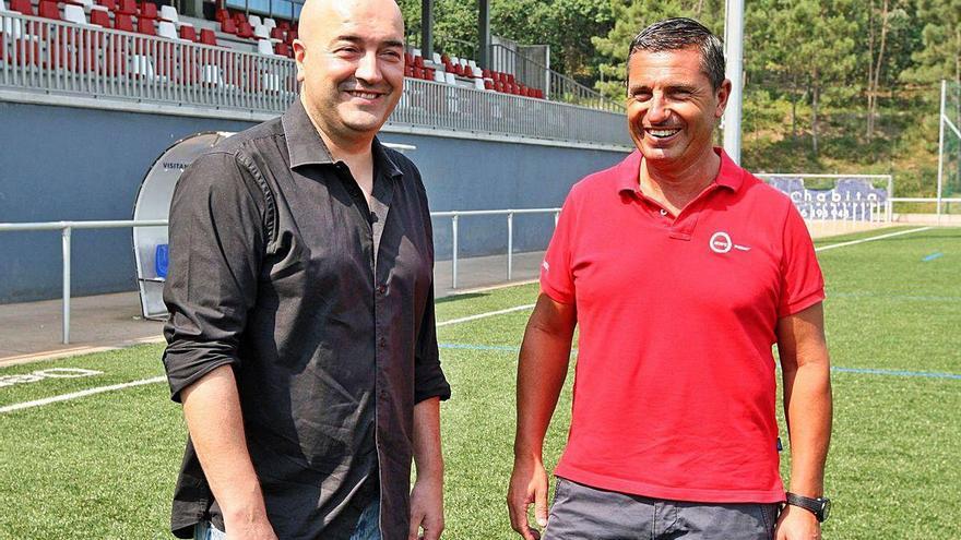 Alberto Mariano y Toño Camba, entrenador y presidente del Club Deportivo Estradense.
