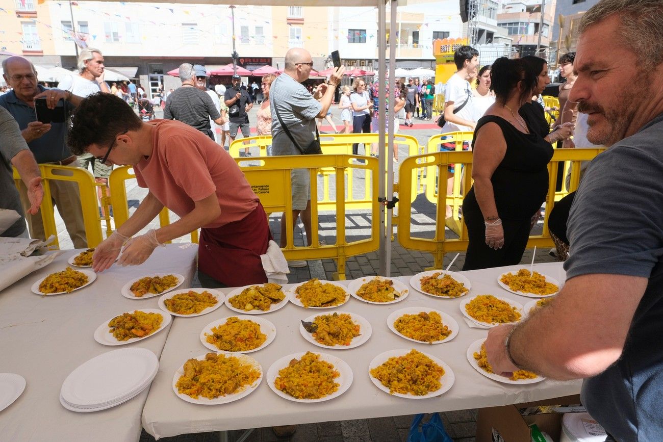 Paellada y Concierto de Aristides Moreno en la clausura de las Fiestas del Pilar 2025
