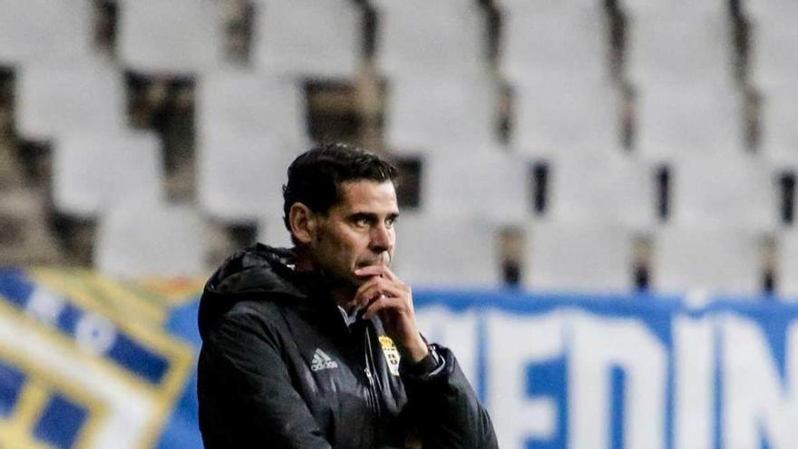 Fernando Hierro, durante el partido.