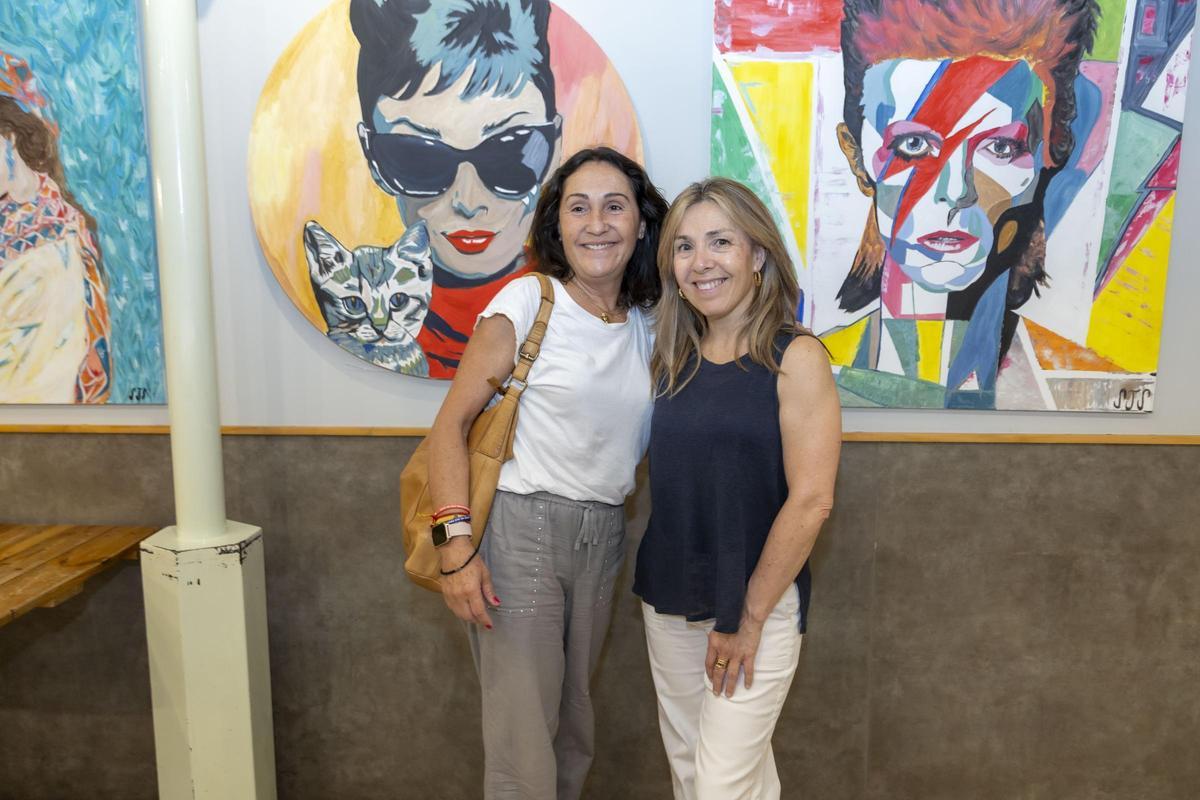 Marga Snchez y Dolores Peñuelas