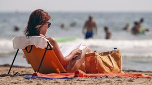 En defensa dels llibres  de piscina