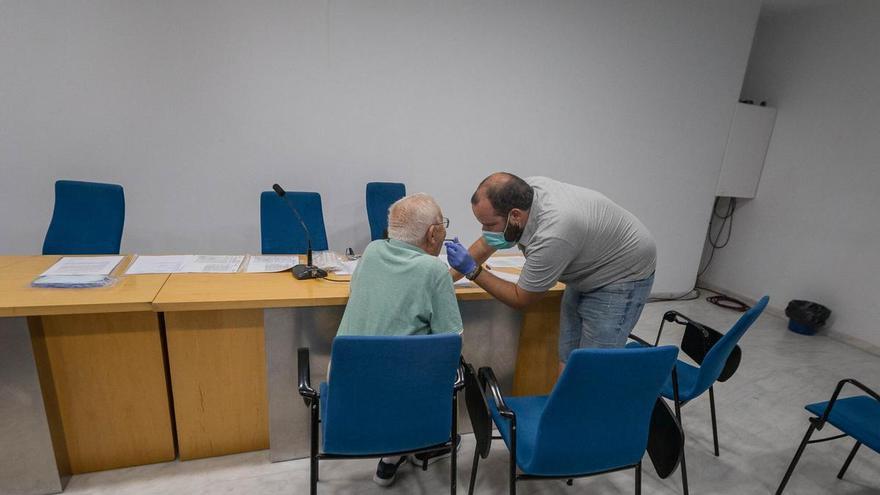 Familias de víctimas del franquismo llevan más de 6 años esperando los resultados de las muestras de ADN