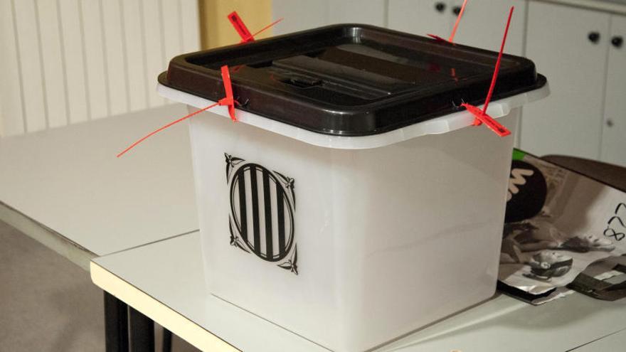 Una de las urnas utilizadas en el referéndum del 1-O.