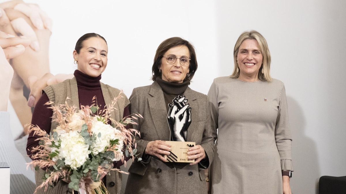La Diputación de Castellón ensalza a Mª Carmen Miralles como referente empresarial